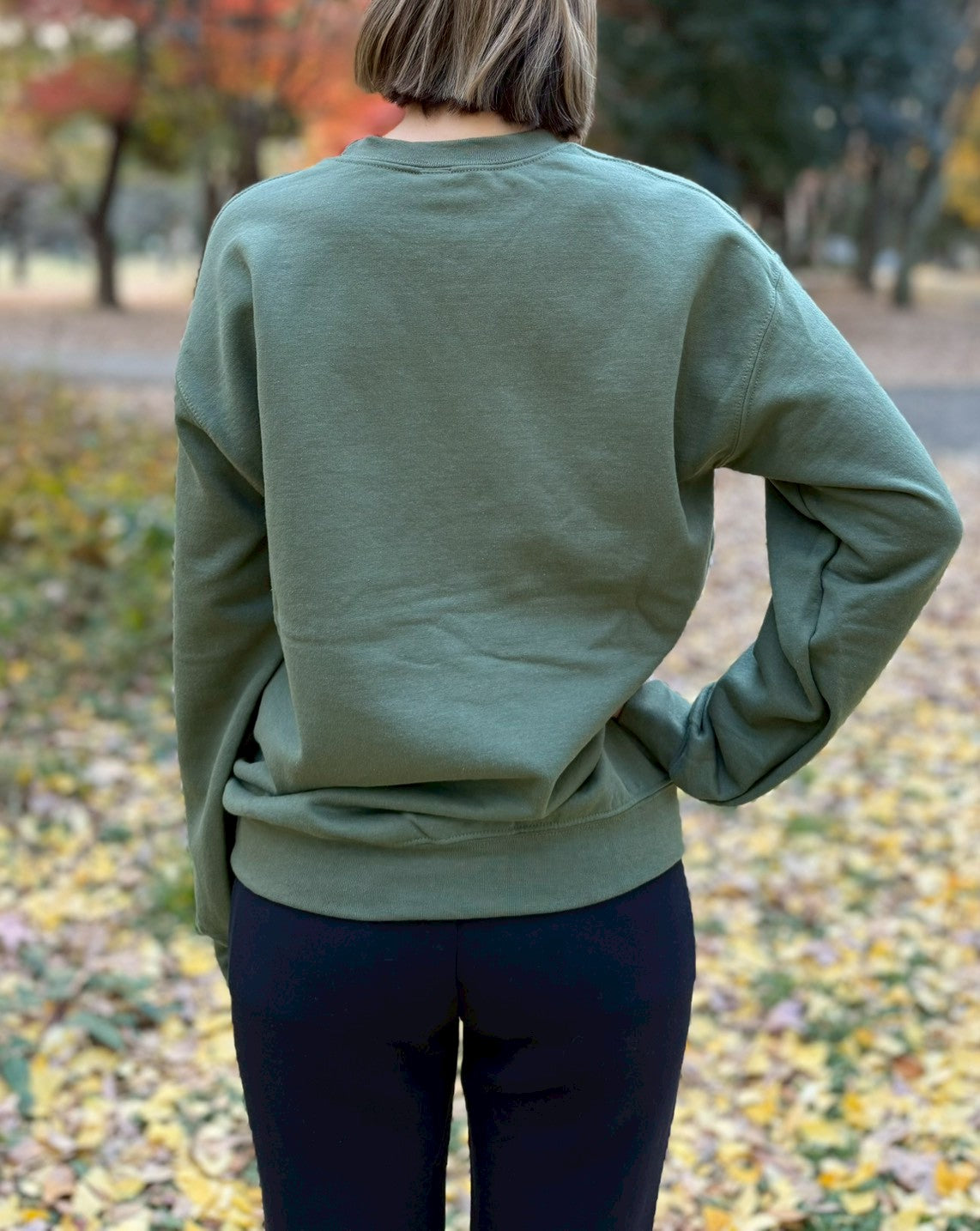 Spatty cot. Unisex Vintage Crew（カーキ）